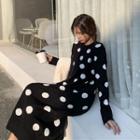 Dot Loose-fit Knit Dress