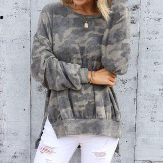 Camo Print Slit Sweatshirt