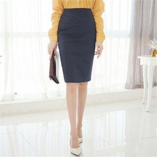 Stitch-trim Slit-back Pencil Skirt