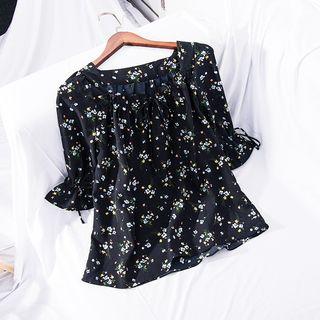 Short-sleeve Floral Blouse Navy Blue - S
