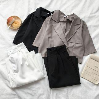 Double-breasted Crop Jacket / Knee-length Shorts