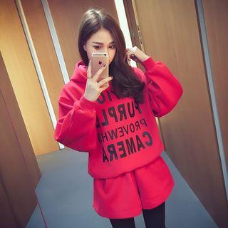 Set: Lettering Hoodie + Shorts
