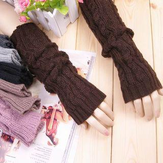 Fingerless Cable-knit Gloves