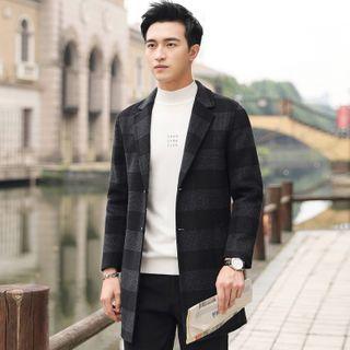 Button-up Plaid Coat / Mock-neck Sweater / Set