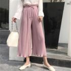 Wide-leg Cropped Pleated Pants
