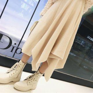 Asymmetric A-line Midi Knit Skirt