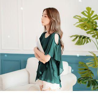 Cold Shoulder Asymmetric Hem Chiffon Top