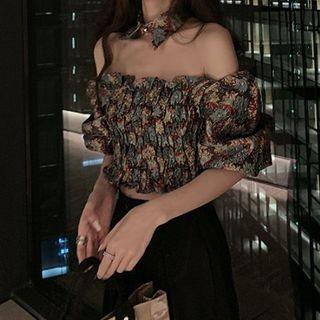 Short-sleeve Floral Cropped Blouse With Collar