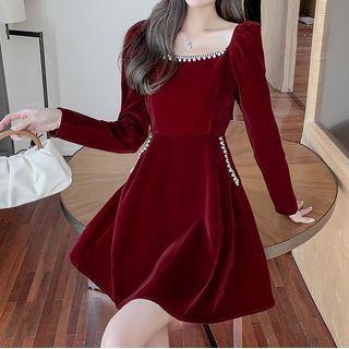 Long-sleeve Square-neck Velvet A-line Mini Dress