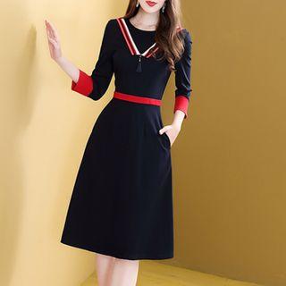 Tassel Two-tone Long-sleeve Dress