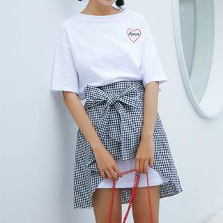 Set: Printed Elbow Sleeve T-shirt Dress + Plaid Skirt