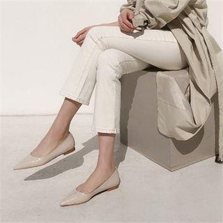 Pointy-toe Flats In 2 Designs