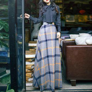 Set : Long-sleeve Top + Plaid Knit Skirt