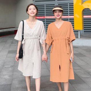 Short-sleeve V-neck Drawstring Waist Dress