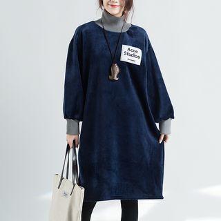 Applique Turtleneck Midi Pullover Dress