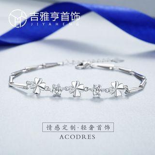 Clovers Bracelet