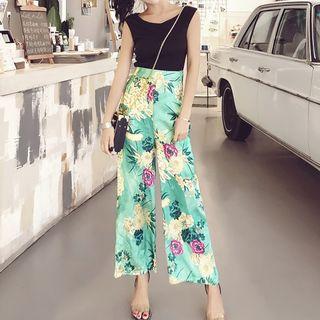 Set: Plain Sleeveless Top + Printed Wide Leg Pants