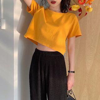 Short-sleeved Crewneck Crop T-shirt