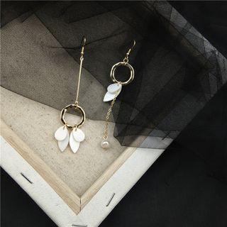 Non-matching Faux Pearl Shell Dangle Earring