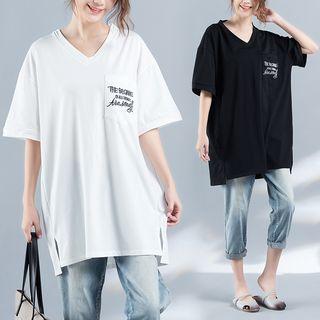 Lettering Oversized V-neck Short-sleeve T-shirt