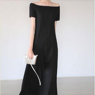 Short-sleeve Off-shoulder Midi A-line Dress Black - One Size