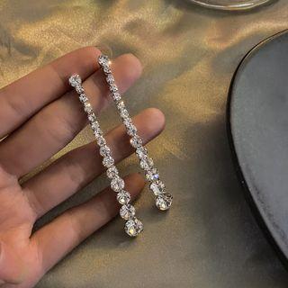 Rhinestone Dangle Earring 1 Pair - Long Edition - Silver - One Size