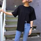 Asymmetric Hem Elbow Sleeve T-shirt