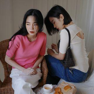 Short-sleeve Open Back Knit Top