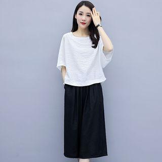 Set: Elbow-sleeve T-shirt + Cropped Wide-leg Pants