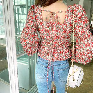 Square-neck Balloon-sleeve Floral Peplum Blouse