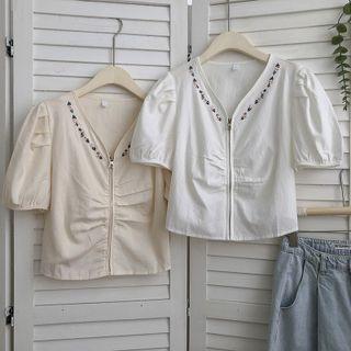 Small Flower Embroidered V-neck Short-sleeve Cropped Shirt Top