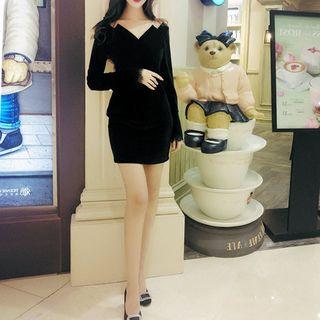 Velvet Long-sleeve Sheath Dress