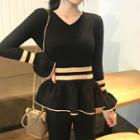 Color-block V-neck Bell-sleeve Sweater