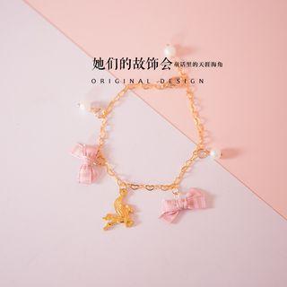 Bow-accent Pegasus Bracelet
