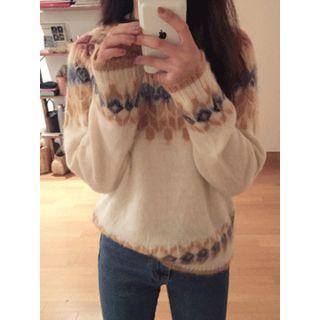 Round-neck Argyle Knit Top