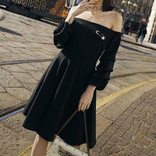 Off-shoulder Balloon-sleeve A-line Cocktail Dress