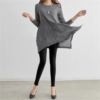 Long-sleeve Asymmetric-hem A-line T-shirt