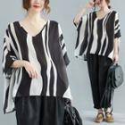 Short-sleeve V-neck Striped Loose-fit Top Black - One Size