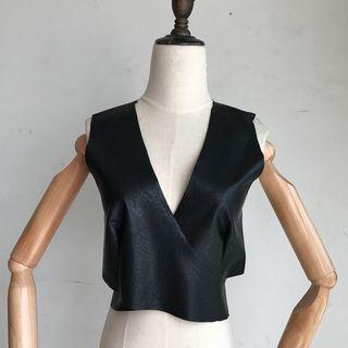 Faux Leather V-neck Vest Black - One Size