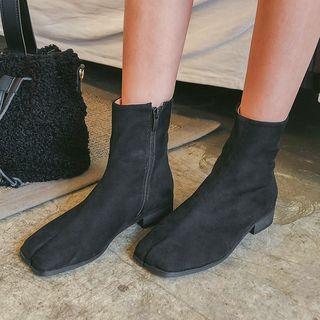 Split-toe Low-heel Short Boots