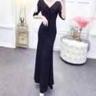 V-neck Elbow-sleeve Mermaid Evening Gown