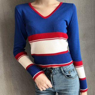Color Block V-neck Knit Top
