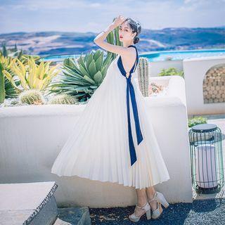 Sleeveless Pleated Midi Sun Dress
