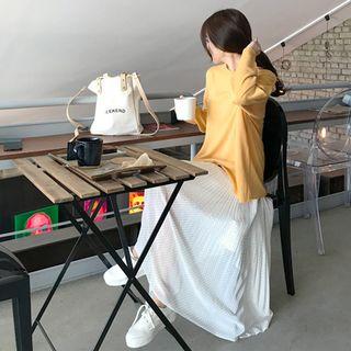 Colored Round-neck Loose-fit Knit Top