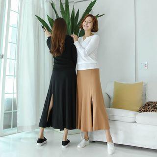Deep Slit Long Flare Skirt
