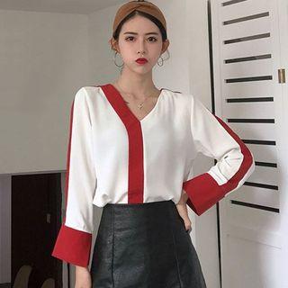 Color Panel V-neck Blouse