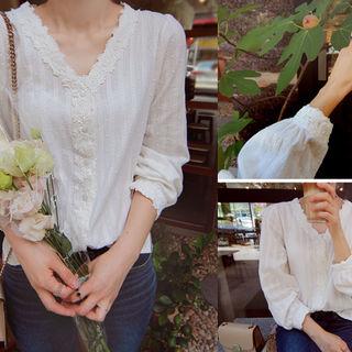 V-neck Laced Blouse Ivory - One Size
