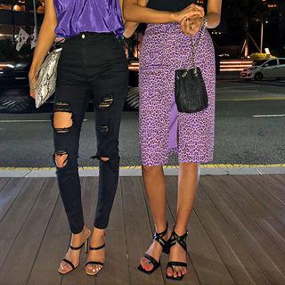 Slit-side Leopard Skirt