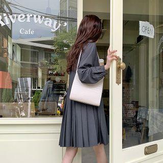 Kiss-lock Croc-grain Square Shoulder Bag