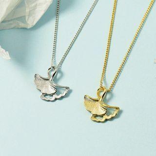 Ginkgo Pendant Necklace